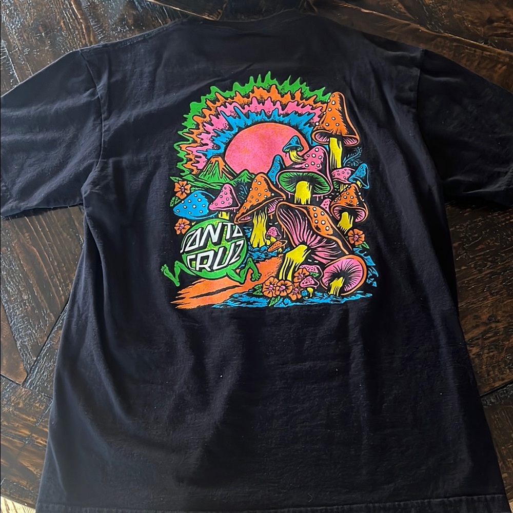 Santa Cruz Black T-Shirt